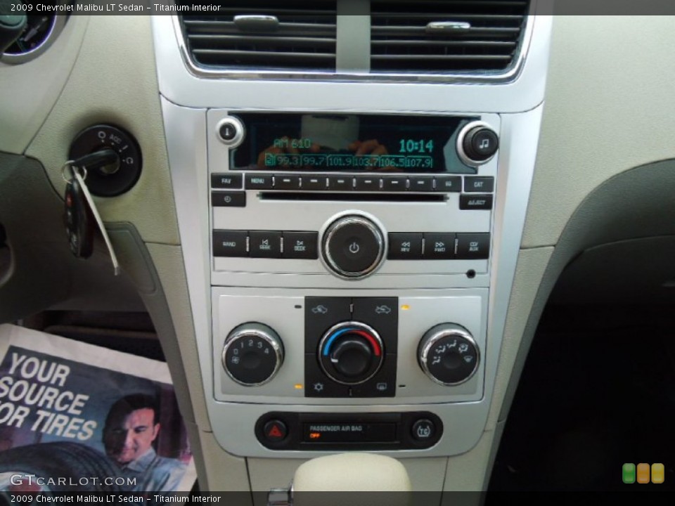 Titanium Interior Controls for the 2009 Chevrolet Malibu LT Sedan #69779476