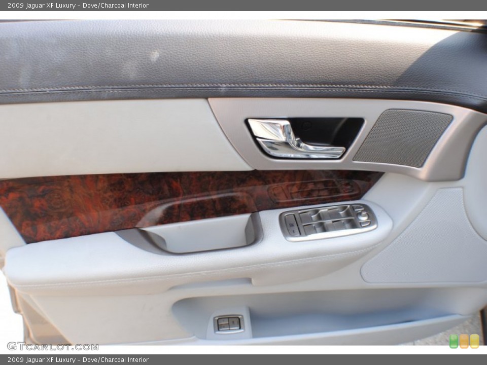 Dove/Charcoal Interior Door Panel for the 2009 Jaguar XF Luxury #69798469