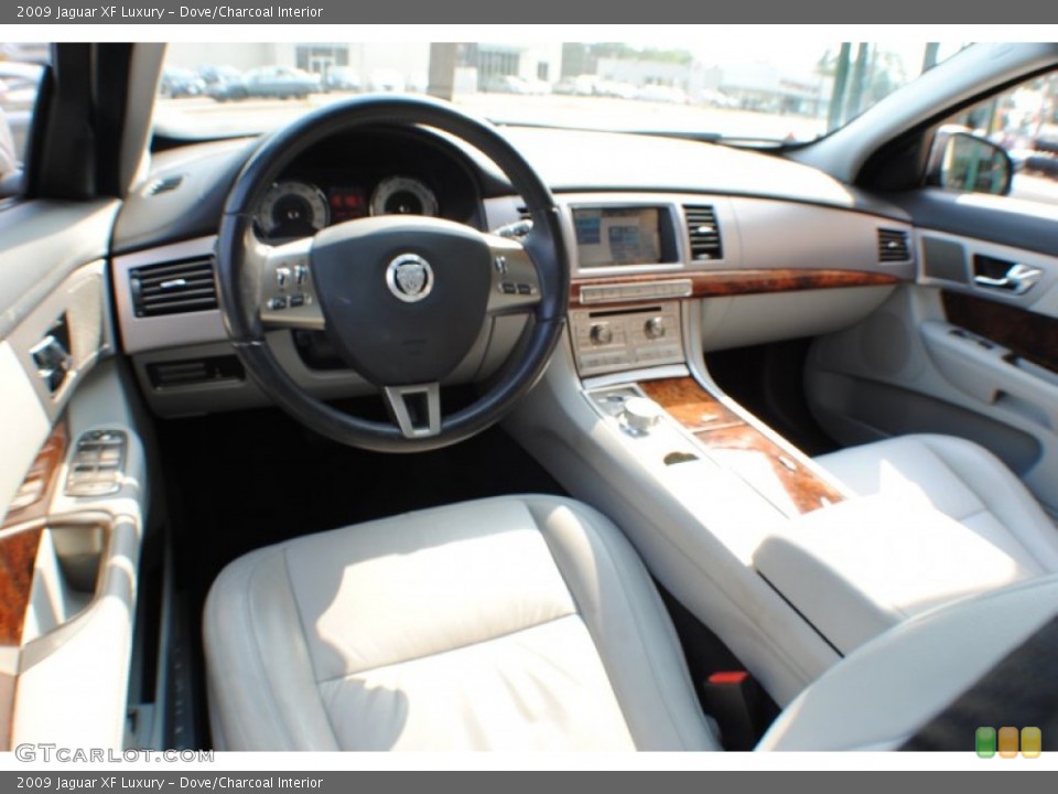 Dove/Charcoal Interior Prime Interior for the 2009 Jaguar XF Luxury #69798544