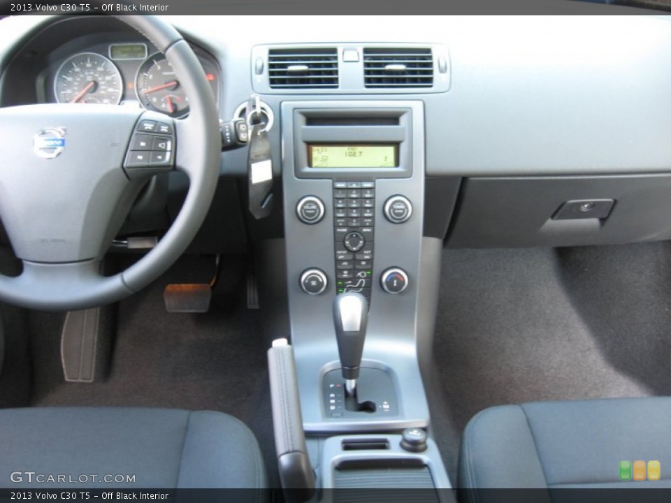 Off Black Interior Controls for the 2013 Volvo C30 T5 #69800737