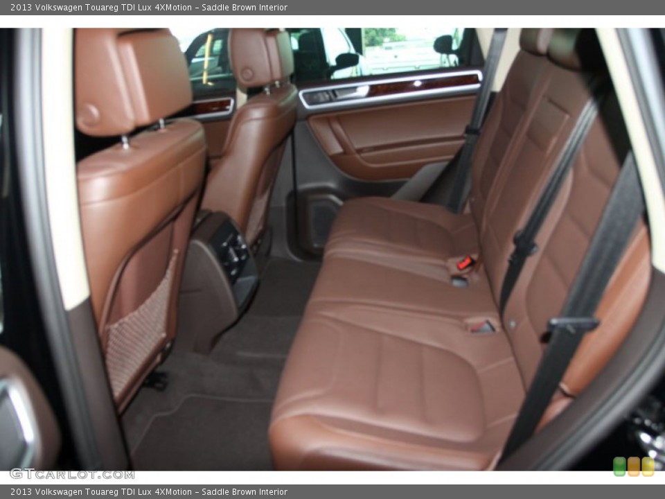 Saddle Brown Interior Photo for the 2013 Volkswagen Touareg TDI Lux 4XMotion #69803430