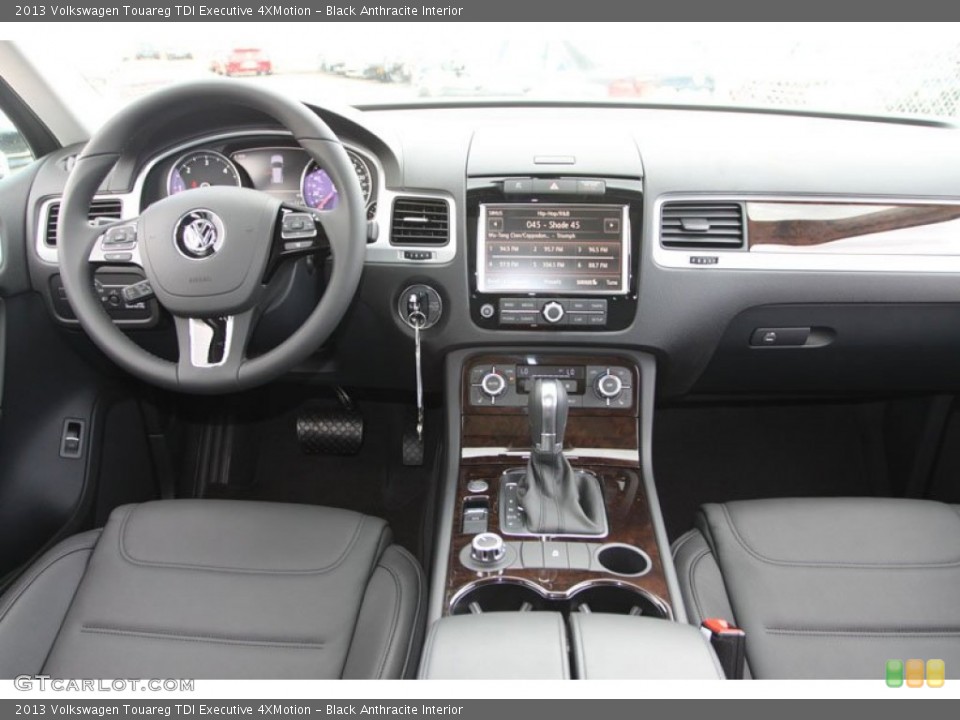Black Anthracite Interior Dashboard for the 2013 Volkswagen Touareg TDI Executive 4XMotion #69803971