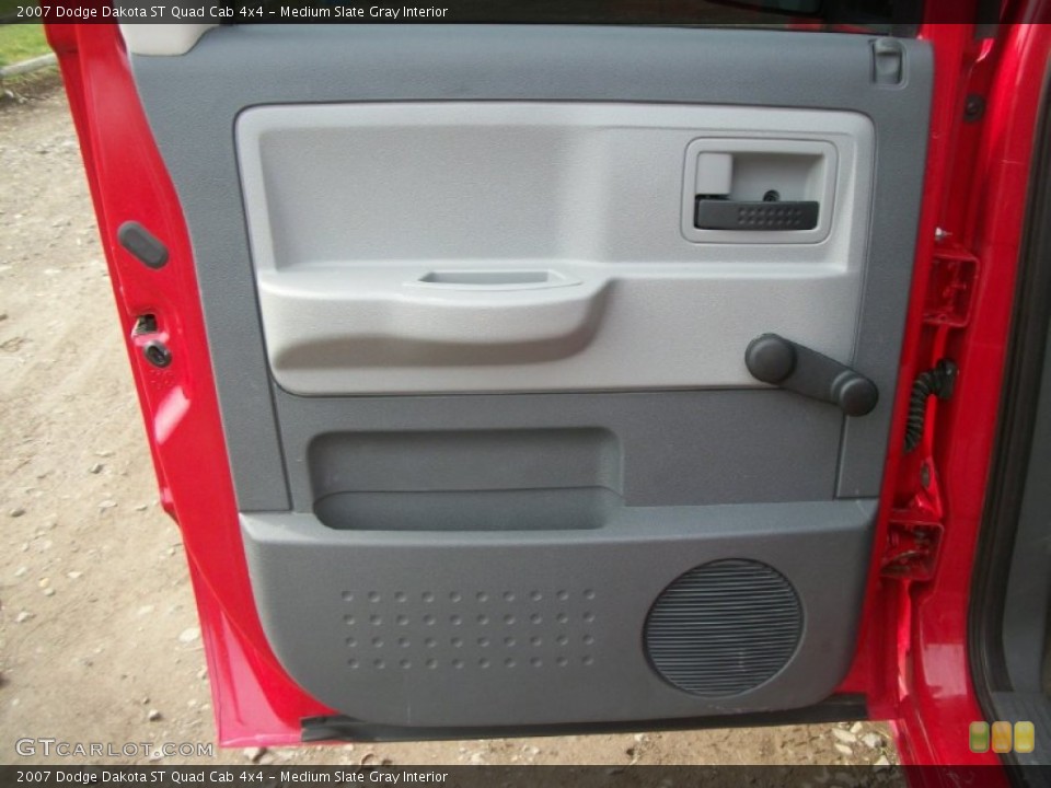 Medium Slate Gray Interior Door Panel for the 2007 Dodge Dakota ST Quad Cab 4x4 #69810679