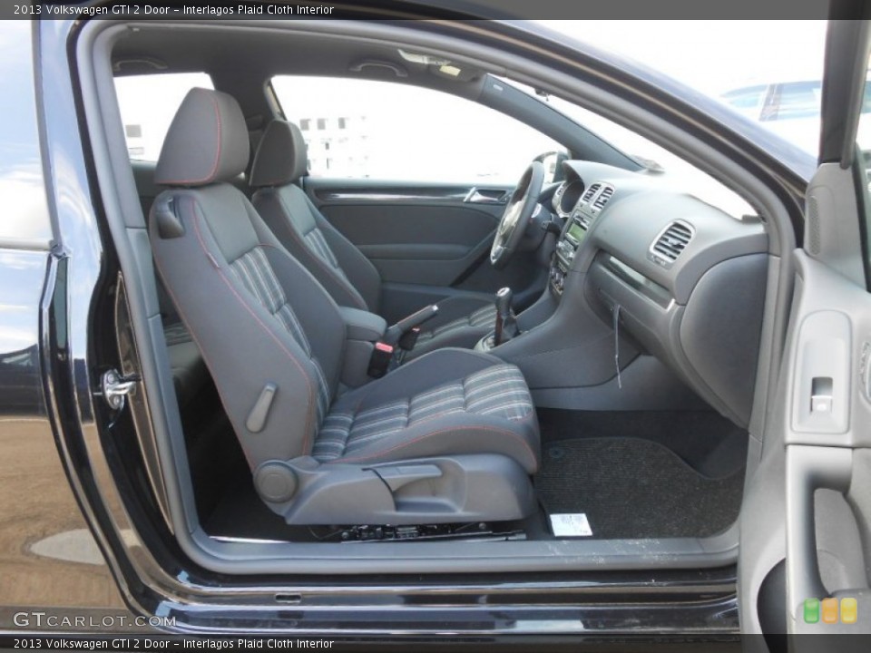 Interlagos Plaid Cloth Interior Photo for the 2013 Volkswagen GTI 2 Door #69813918