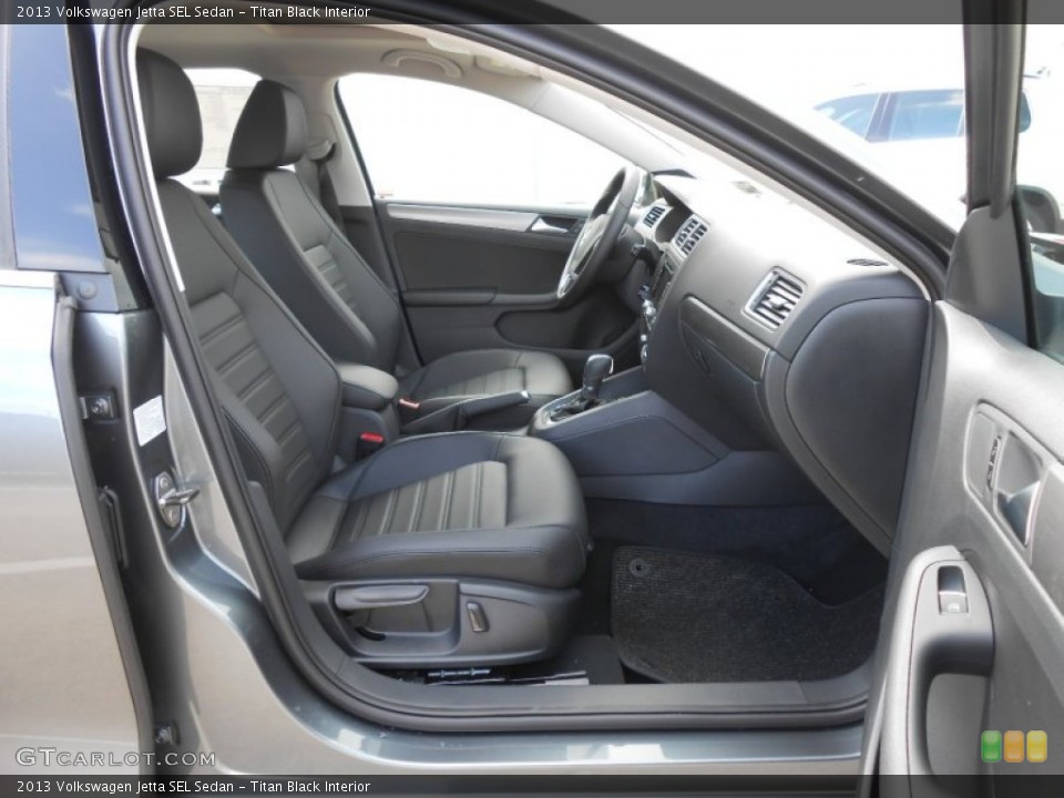 Titan Black Interior Photo for the 2013 Volkswagen Jetta SEL Sedan #69815242