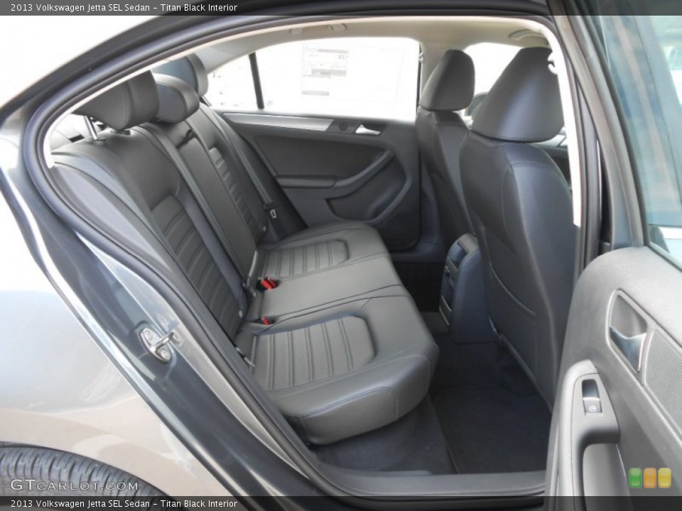 Titan Black Interior Photo for the 2013 Volkswagen Jetta SEL Sedan #69815254