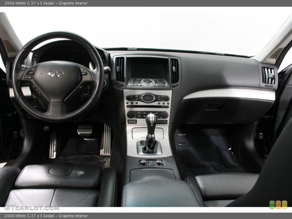 Graphite Interior Dashboard for the 2009 Infiniti G 37 x S Sedan #69825367
