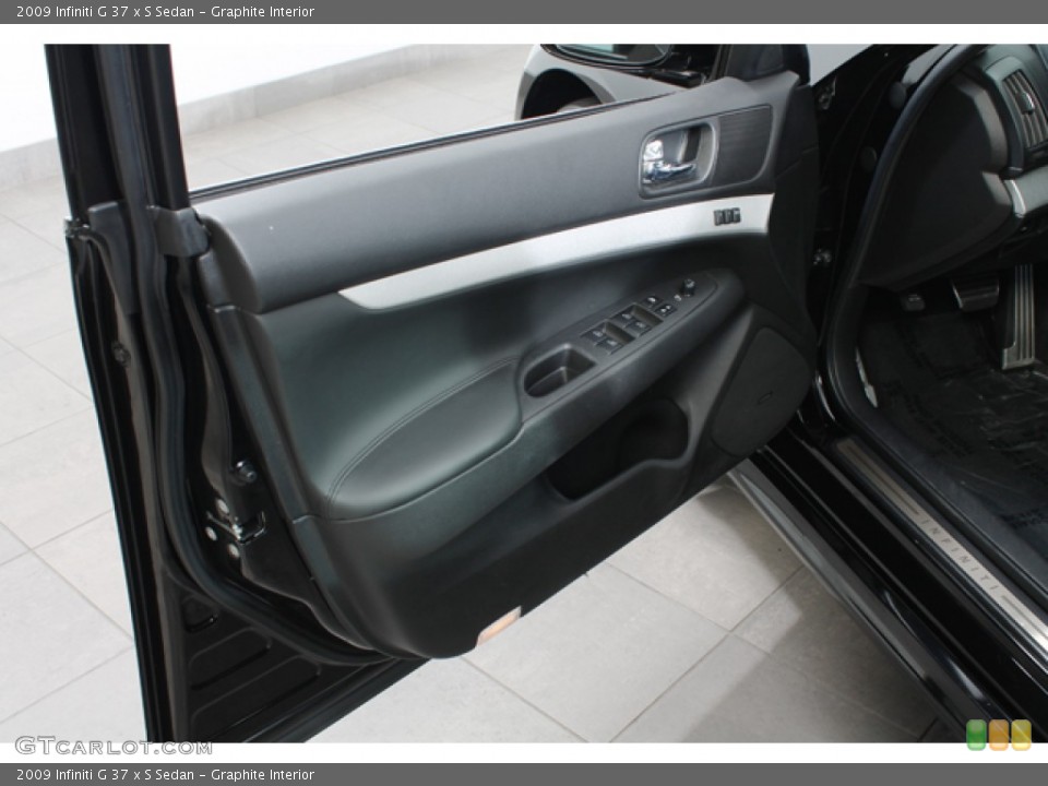 Graphite Interior Door Panel for the 2009 Infiniti G 37 x S Sedan #69825469