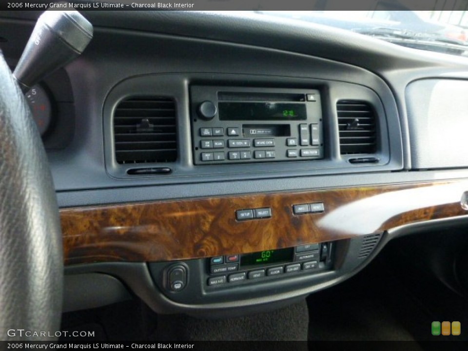 Charcoal Black Interior Controls for the 2006 Mercury Grand Marquis LS Ultimate #69833368