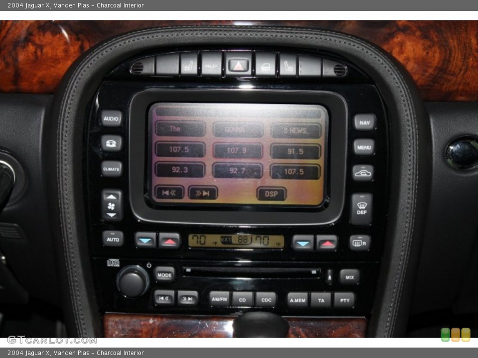 Charcoal Interior Controls for the 2004 Jaguar XJ Vanden Plas #69848428