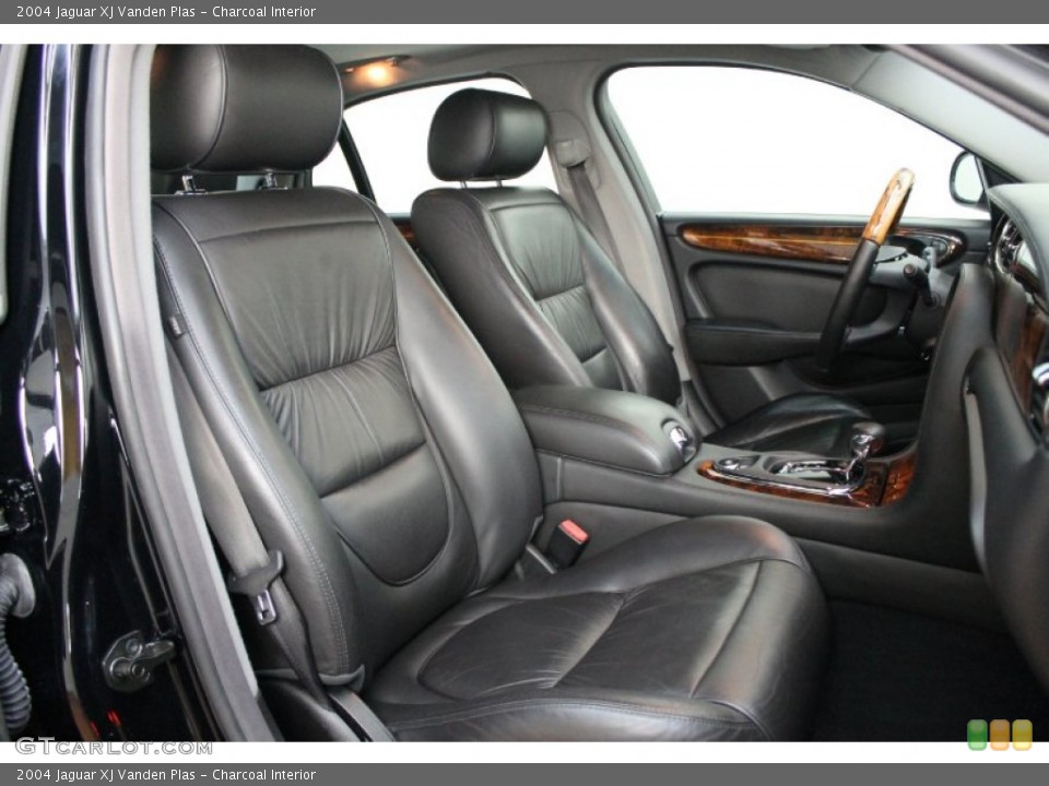 Charcoal Interior Photo for the 2004 Jaguar XJ Vanden Plas #69848458