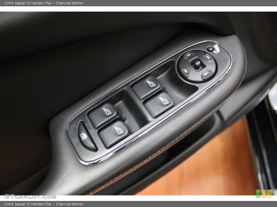 Charcoal Interior Controls for the 2004 Jaguar XJ Vanden Plas #69848546