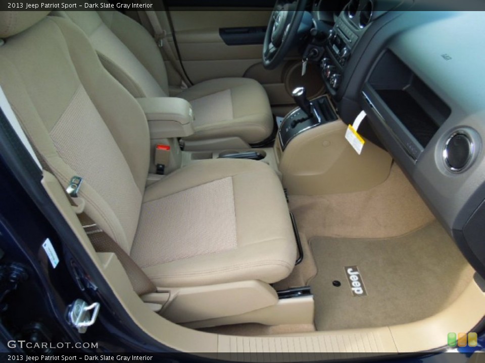 Dark Slate Gray Interior Photo for the 2013 Jeep Patriot Sport #69851452