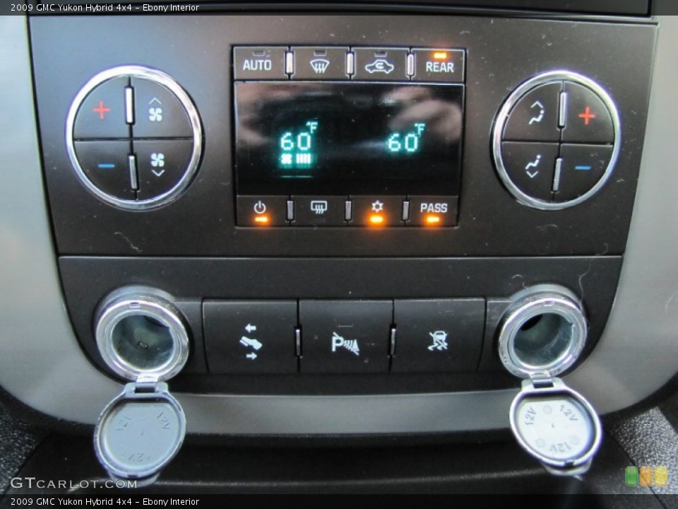 Ebony Interior Controls for the 2009 GMC Yukon Hybrid 4x4 #69861094
