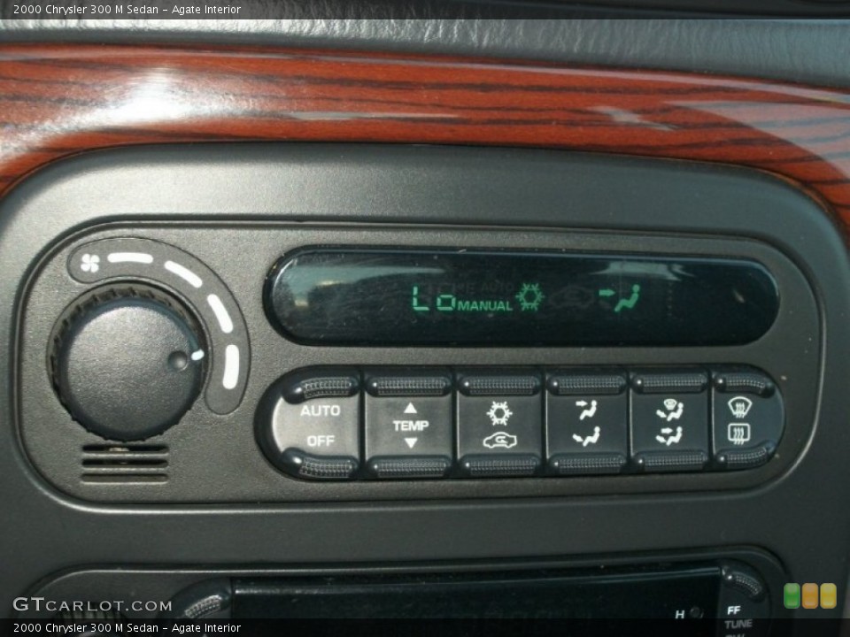 Agate Interior Controls for the 2000 Chrysler 300 M Sedan #69863962