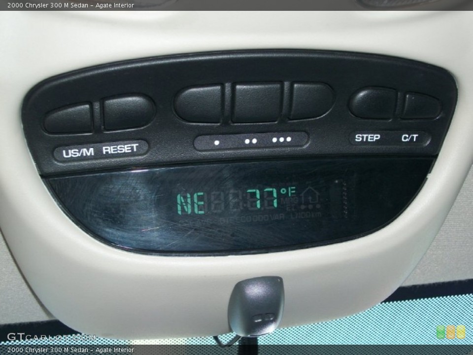 Agate Interior Controls for the 2000 Chrysler 300 M Sedan #69863986