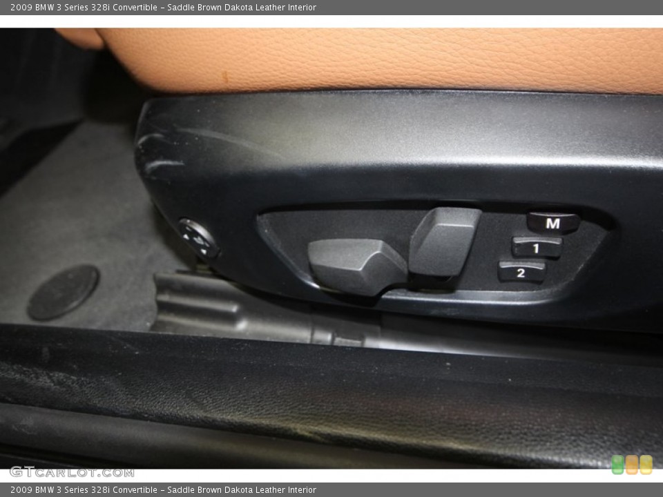 Saddle Brown Dakota Leather Interior Controls for the 2009 BMW 3 Series 328i Convertible #69869284