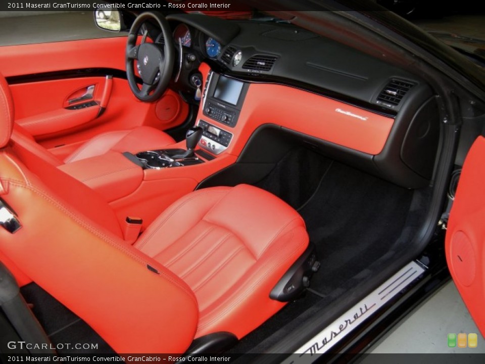Rosso Corallo Interior Photo for the 2011 Maserati GranTurismo Convertible GranCabrio #69872575