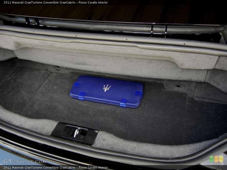 Rosso Corallo Interior Trunk for the 2011 Maserati GranTurismo Convertible GranCabrio #69872707