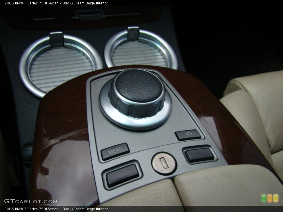 Black/Cream Beige Interior Controls for the 2006 BMW 7 Series 750i Sedan #69886777