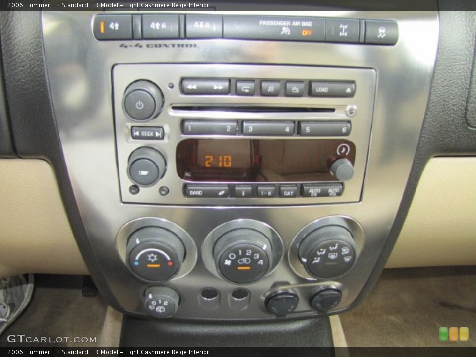 Light Cashmere Beige Interior Controls for the 2006 Hummer H3  #69902446