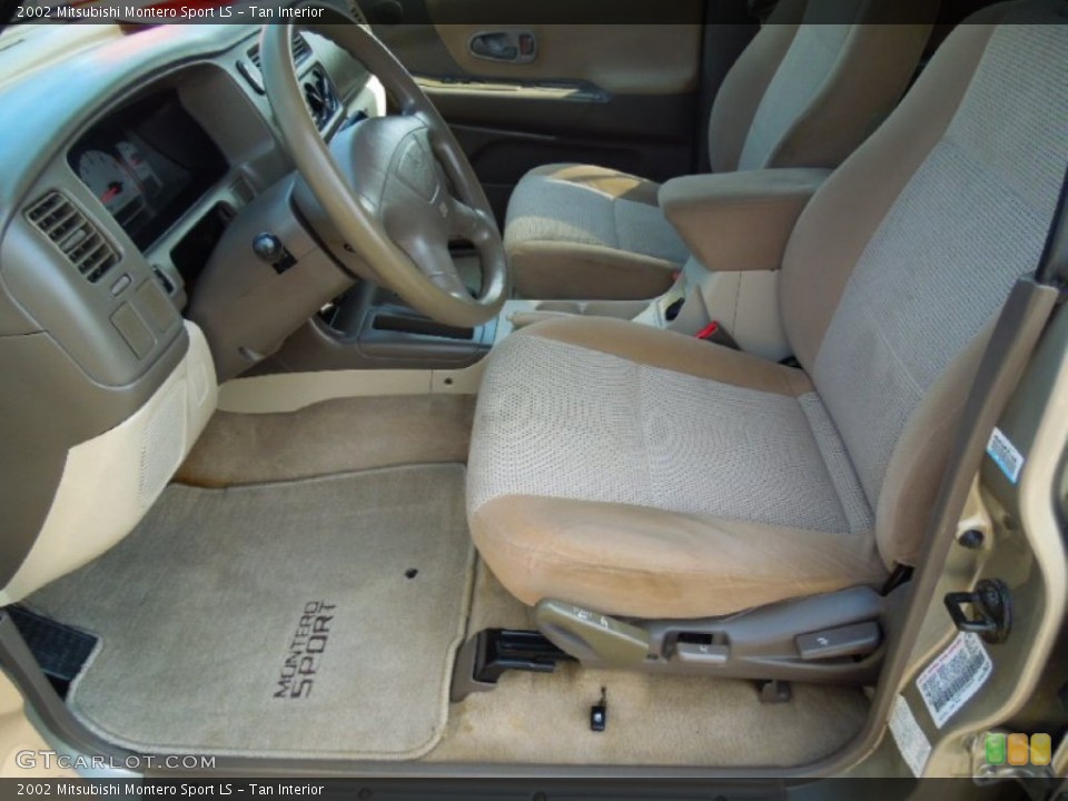 Tan Interior Photo for the 2002 Mitsubishi Montero Sport LS #69908138