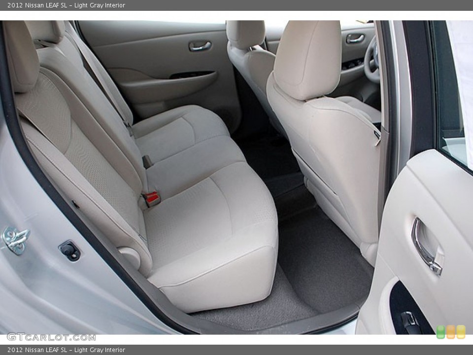 Light Gray Interior Photo for the 2012 Nissan LEAF SL #69910223