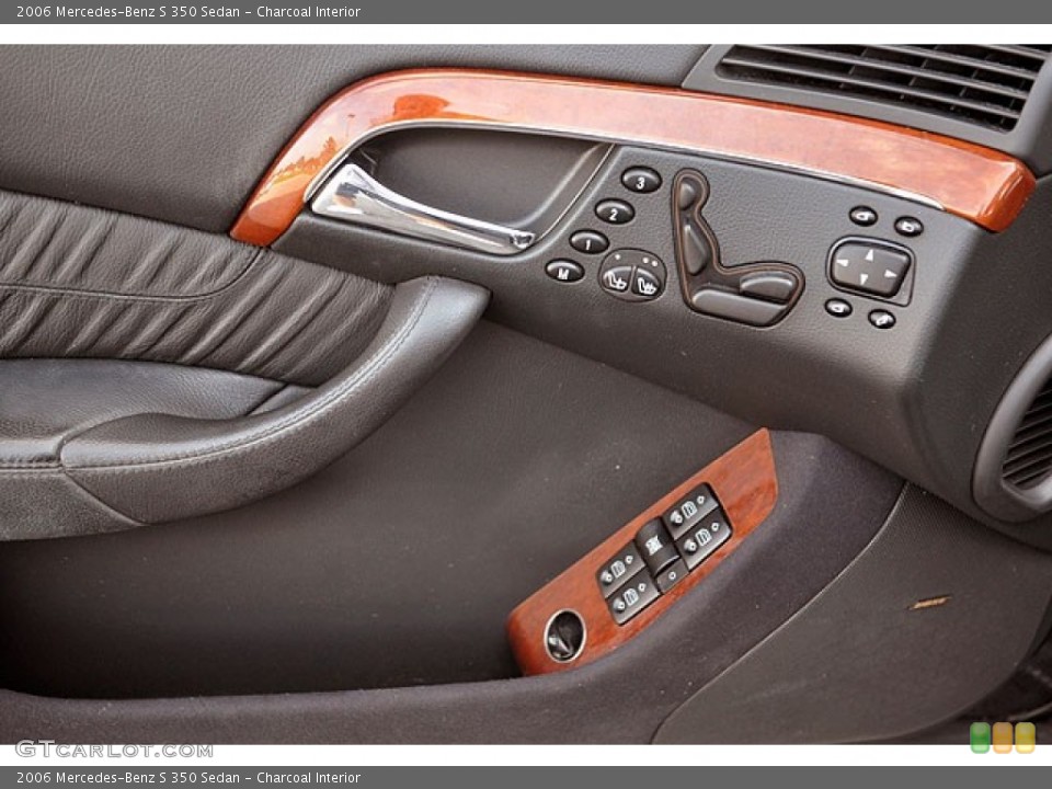 Charcoal Interior Controls for the 2006 Mercedes-Benz S 350 Sedan #69913304