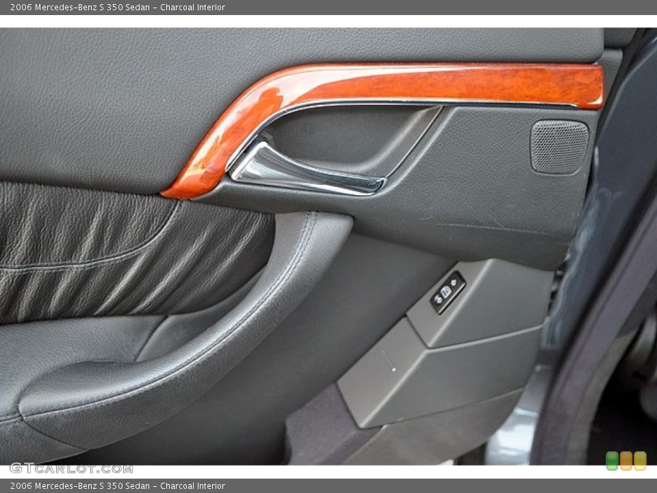 Charcoal Interior Controls for the 2006 Mercedes-Benz S 350 Sedan #69913358