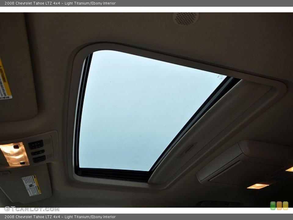 Light Titanium/Ebony Interior Sunroof for the 2008 Chevrolet Tahoe LTZ 4x4 #69927383