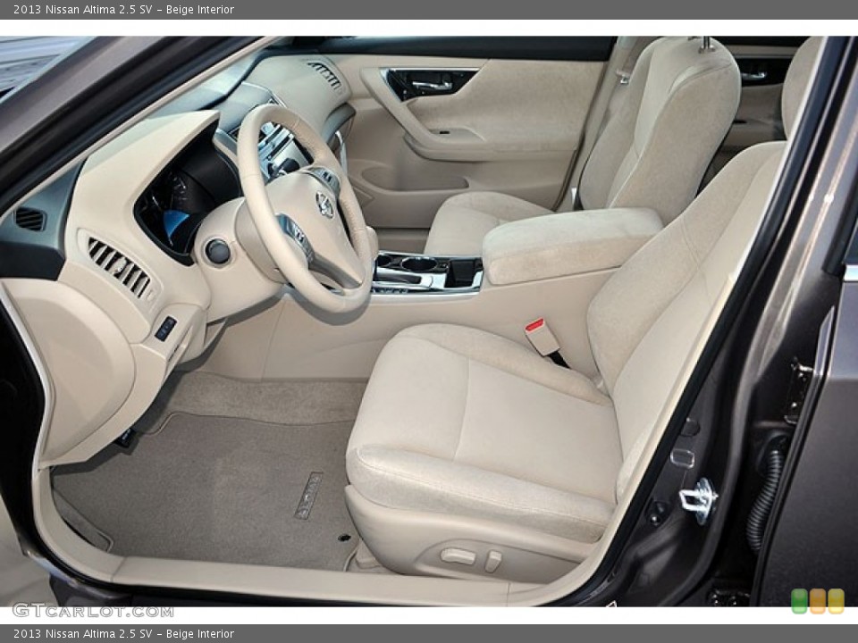 Beige Interior Photo for the 2013 Nissan Altima 2.5 SV #69935804