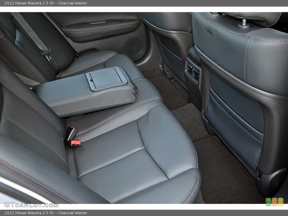 Charcoal Interior Photo for the 2012 Nissan Maxima 3.5 SV #69937121
