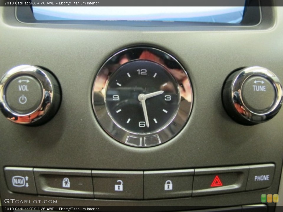 Ebony/Titanium Interior Controls for the 2010 Cadillac SRX 4 V6 AWD #69938042