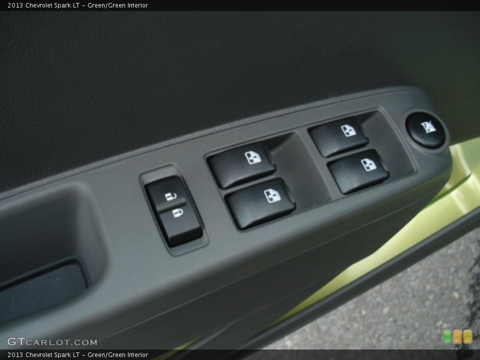 Green/Green Interior Controls for the 2013 Chevrolet Spark LT #69951556