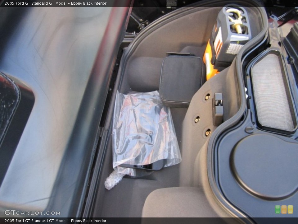 Ebony Black Interior Trunk for the 2005 Ford GT  #69955333