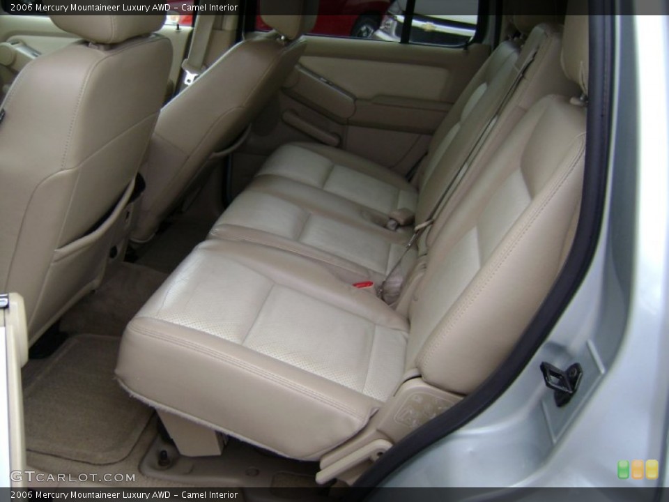 Camel Interior Photo for the 2006 Mercury Mountaineer Luxury AWD #69961972