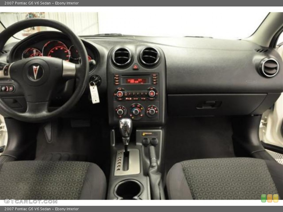 Ebony Interior Dashboard for the 2007 Pontiac G6 V6 Sedan #69970027