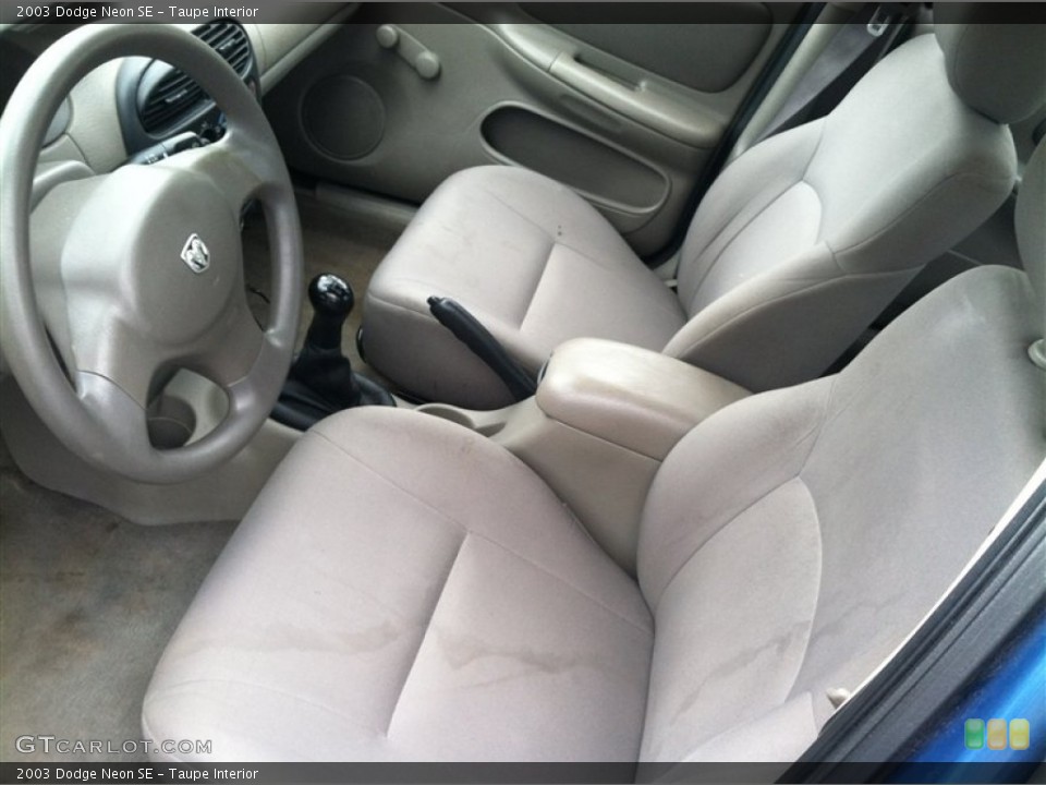 Taupe 2003 Dodge Neon Interiors