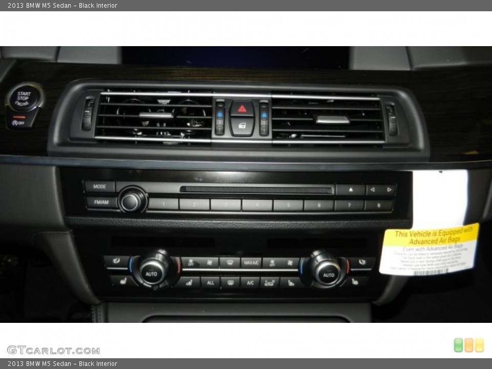 Black Interior Controls for the 2013 BMW M5 Sedan #69971767