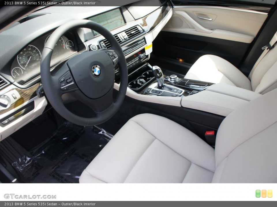 Oyster/Black Interior Prime Interior for the 2013 BMW 5 Series 535i Sedan #69974917