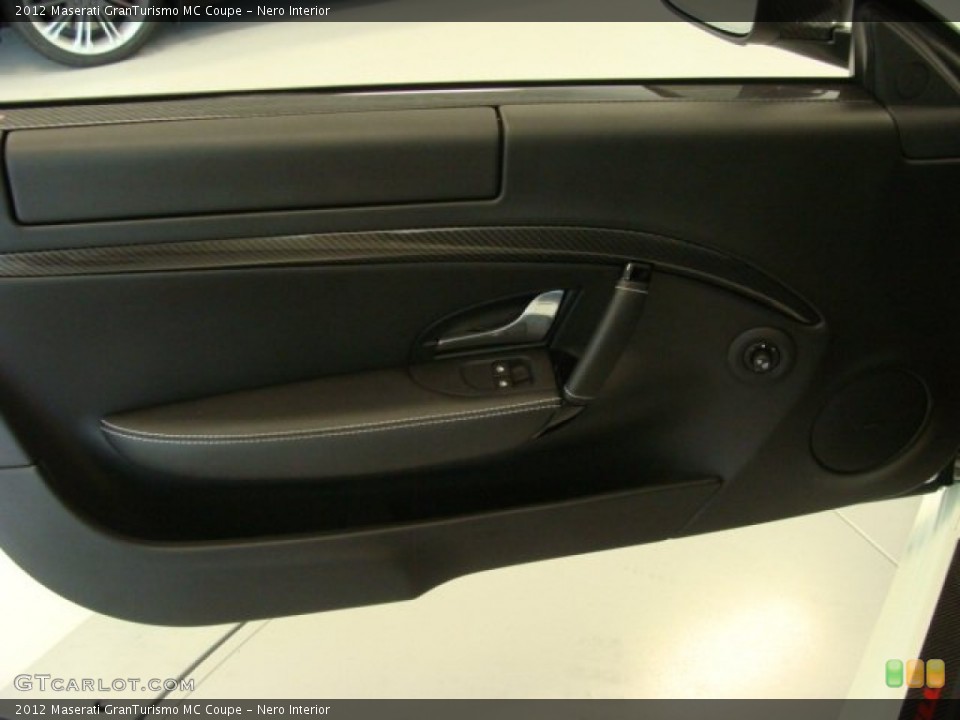 Nero Interior Door Panel for the 2012 Maserati GranTurismo MC Coupe #69977302