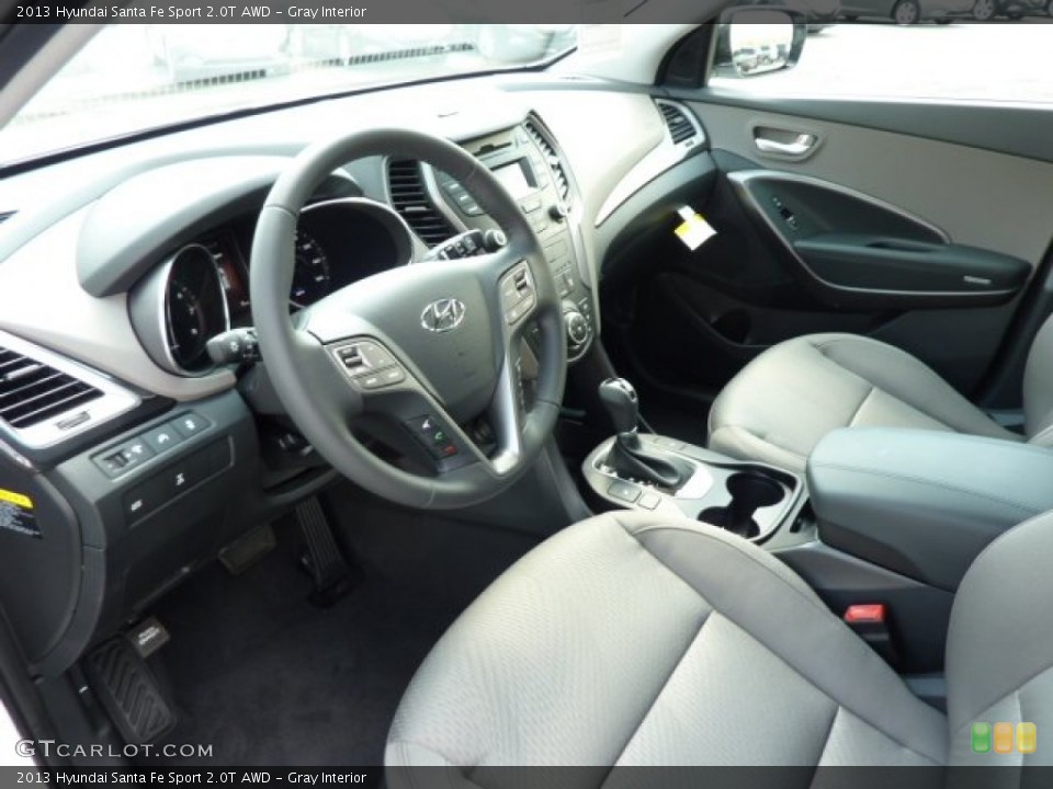 Gray Interior Photo for the 2013 Hyundai Santa Fe Sport 2.0T AWD #69981226