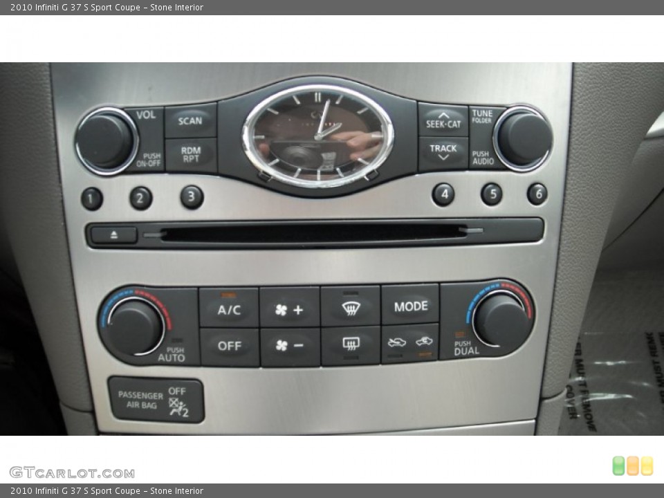 Stone Interior Controls for the 2010 Infiniti G 37 S Sport Coupe #69982177