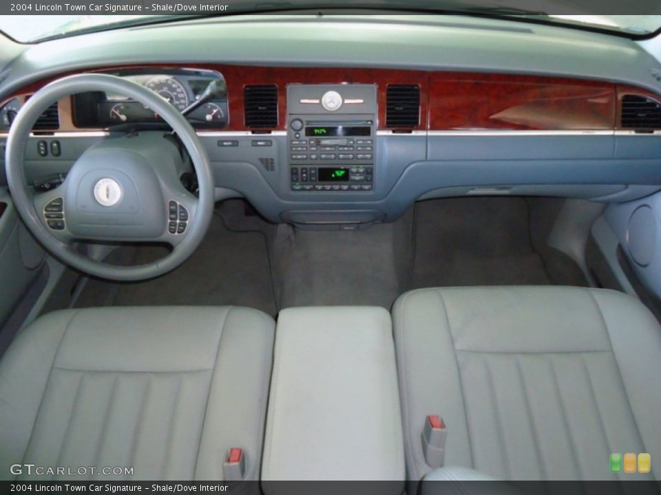 Shale/Dove Interior Dashboard for the 2004 Lincoln Town Car Signature #69988702