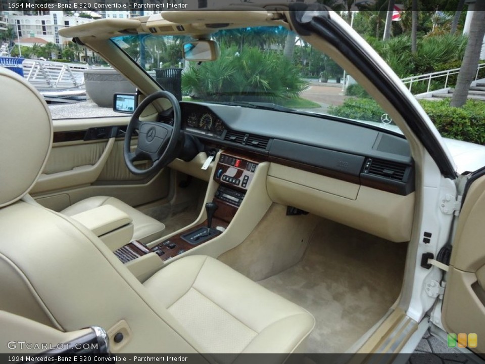 Parchment Interior Dashboard for the 1994 Mercedes-Benz E 320 Convertible #69991831
