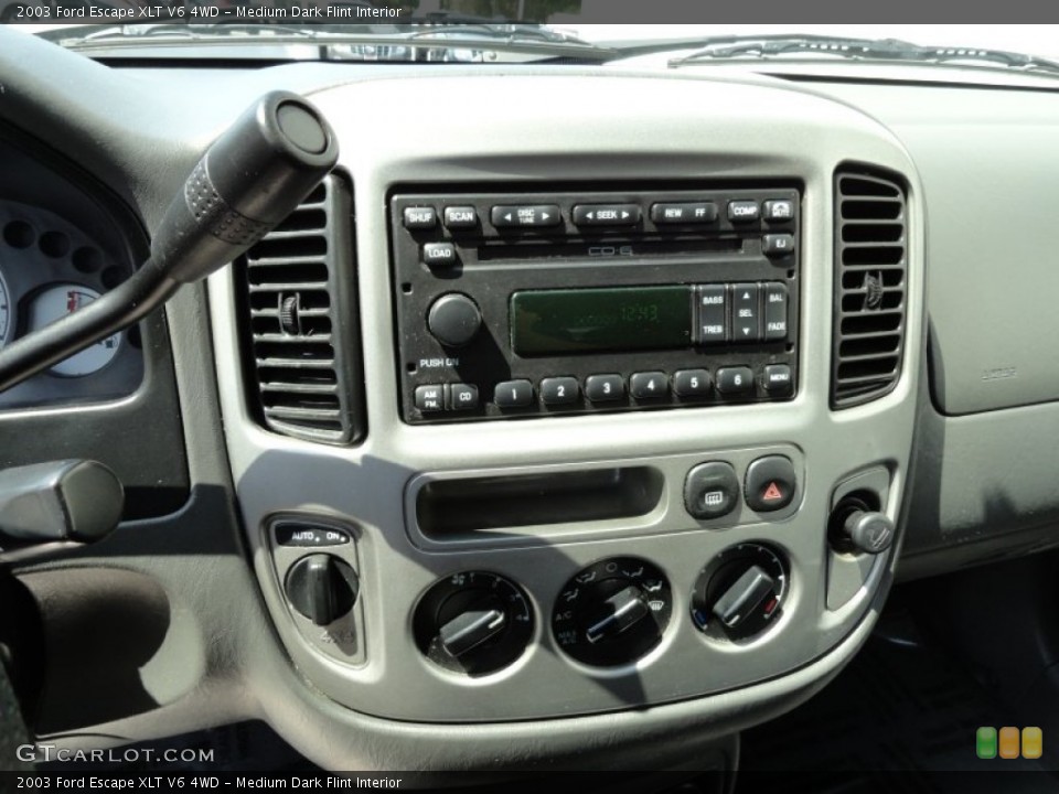 Medium Dark Flint Interior Controls for the 2003 Ford Escape XLT V6 4WD #70006169