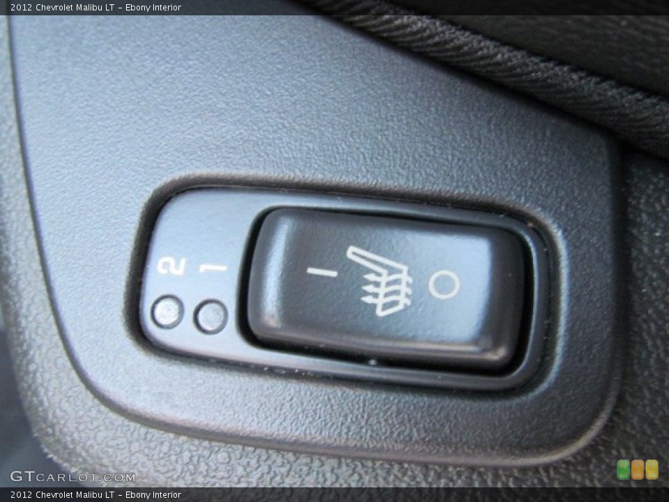 Ebony Interior Controls for the 2012 Chevrolet Malibu LT #70006701
