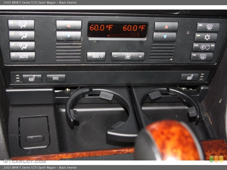 Black Interior Controls for the 2003 BMW 5 Series 525i Sport Wagon #70015610
