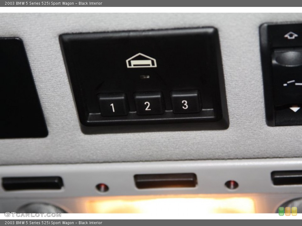 Black Interior Controls for the 2003 BMW 5 Series 525i Sport Wagon #70015633