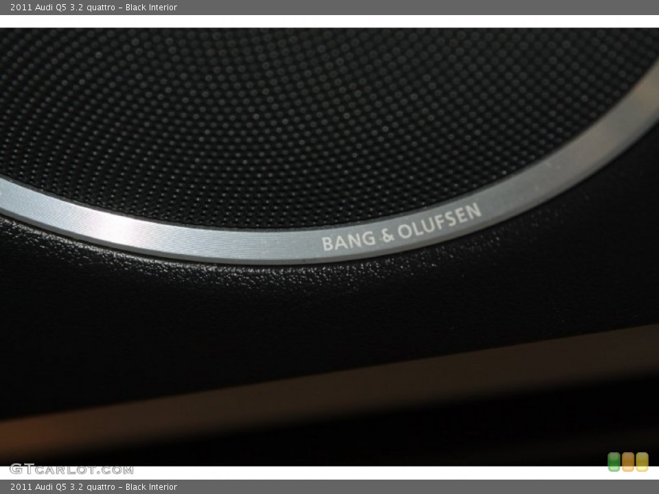 Black Interior Audio System for the 2011 Audi Q5 3.2 quattro #70021613
